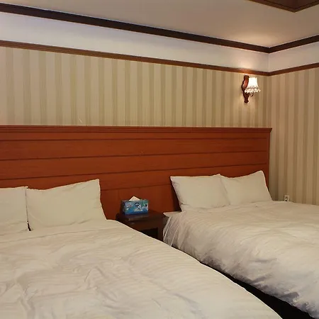 Eulwang Tourist Hotel